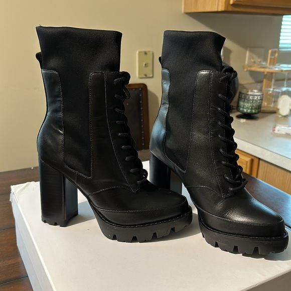 Charles David Gram Bootie - Picture 4 of 10